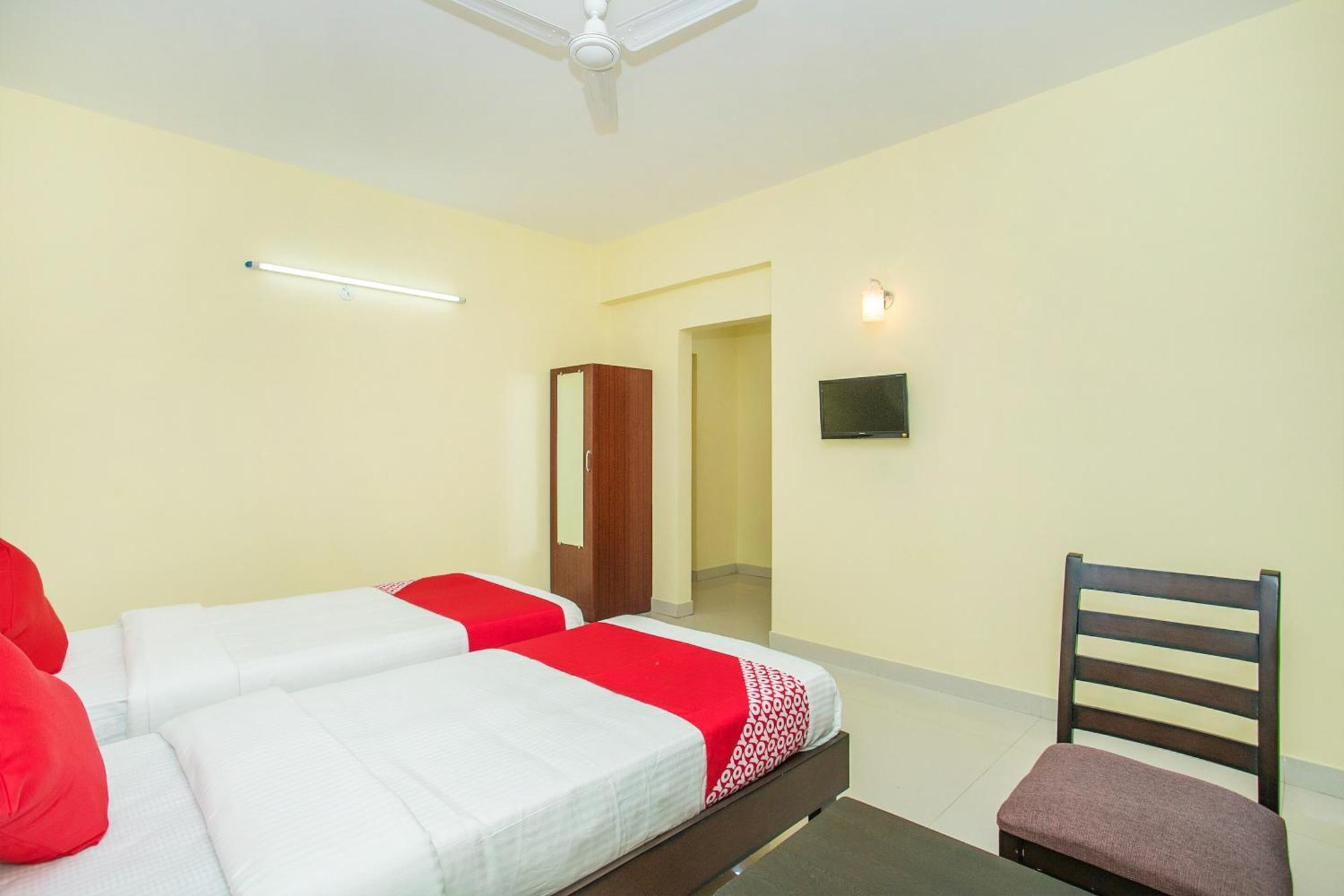Hotel O Gymkhana Comforts Jālahalli Buitenkant foto