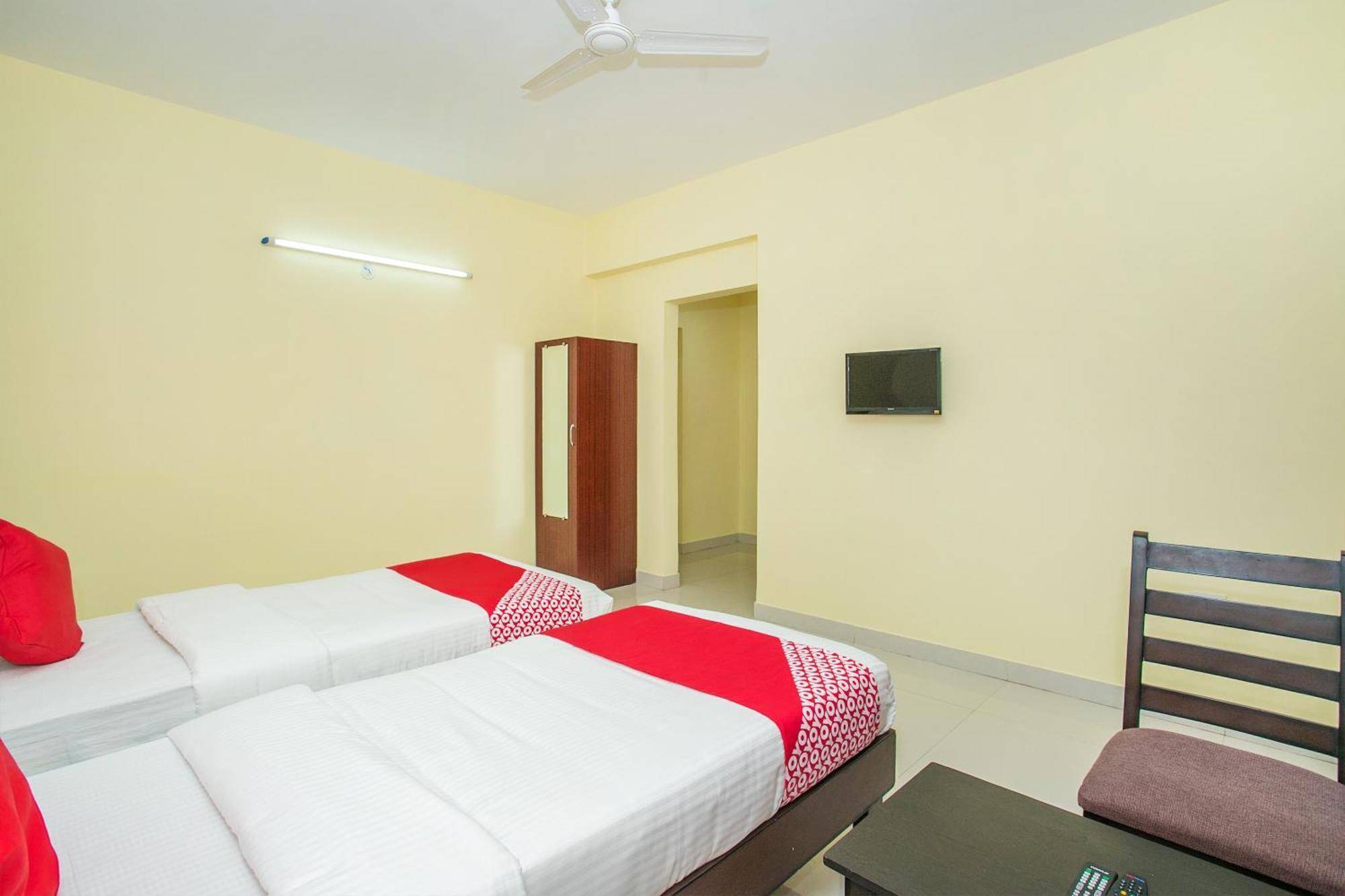 Hotel O Gymkhana Comforts Jālahalli Buitenkant foto